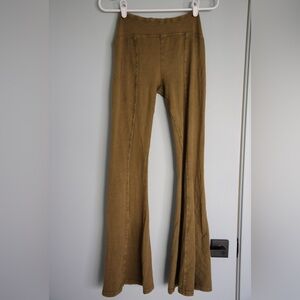 Urban Outfitters High-Waisted Flare Pants/Leggings in Olive